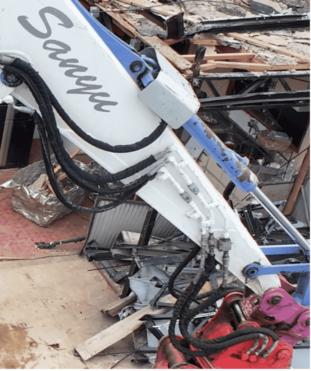 サンユウ 重機 空き家解体